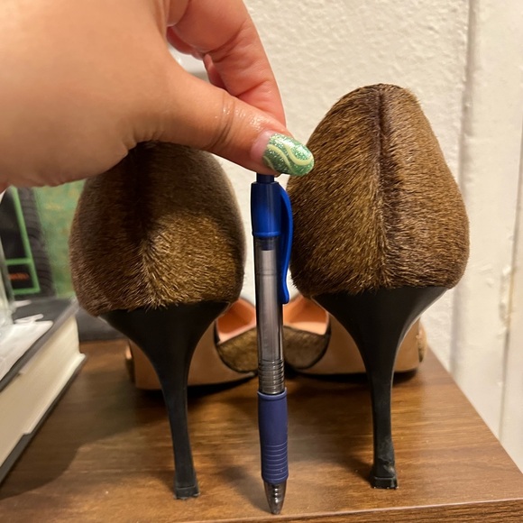 COPY-4 inch heels Manolo Blahnik’s size 40 1/2 fits about a 9 1/2 size 10 NO BOX - Picture 13 of 13